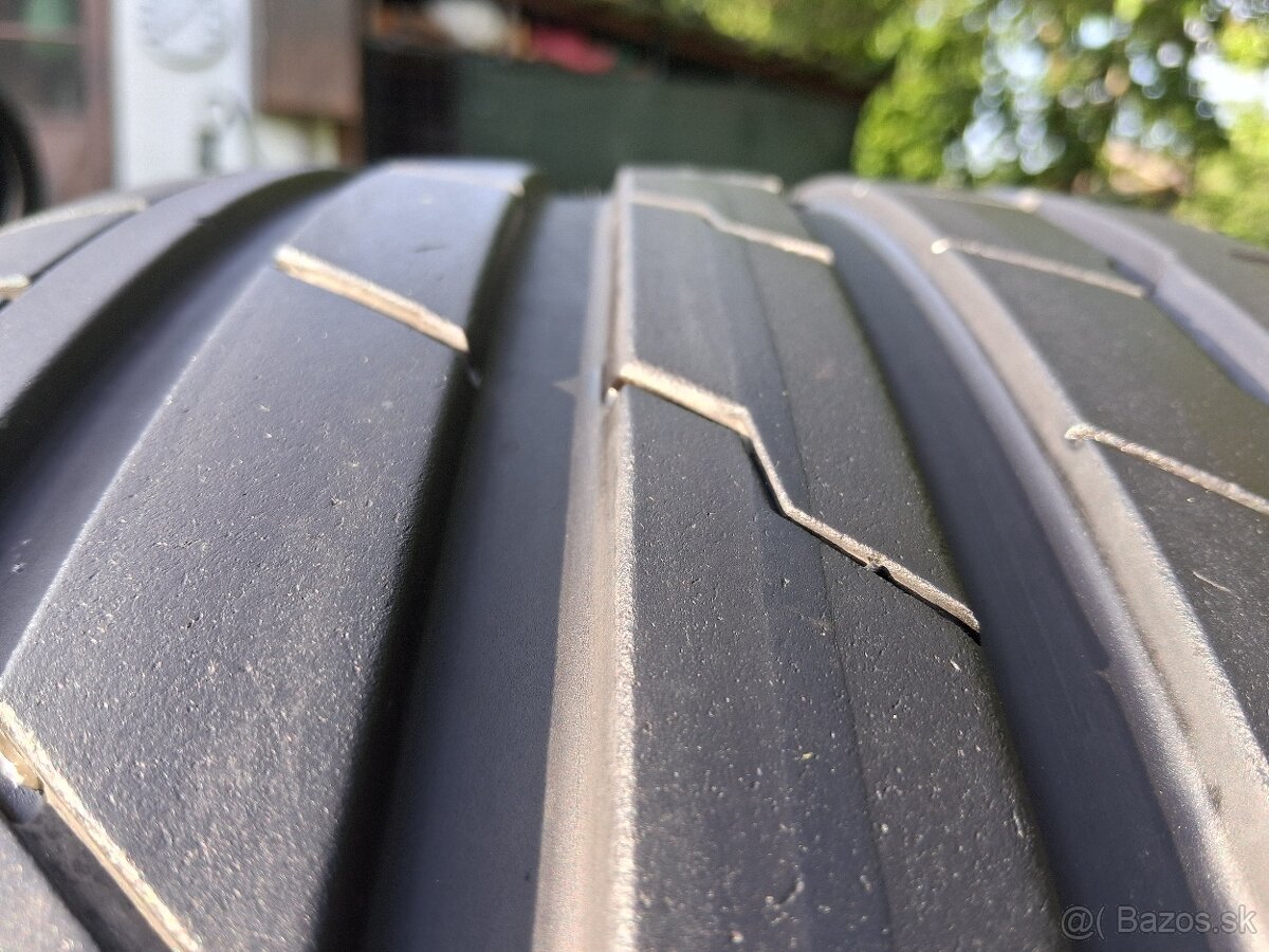235/40 r19 letne pneumatiky - 6