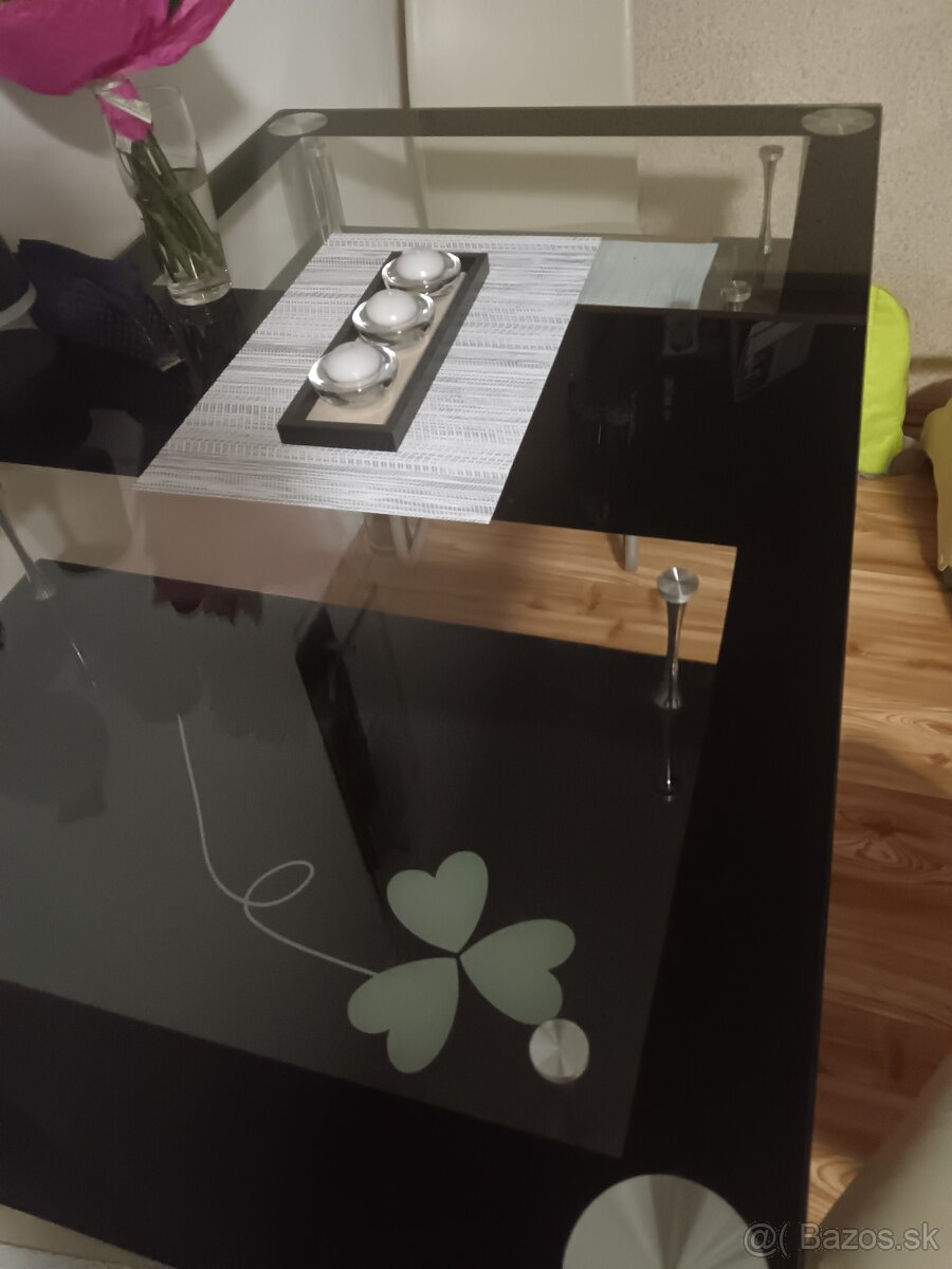 Sklenený jedálenský stôl - 6