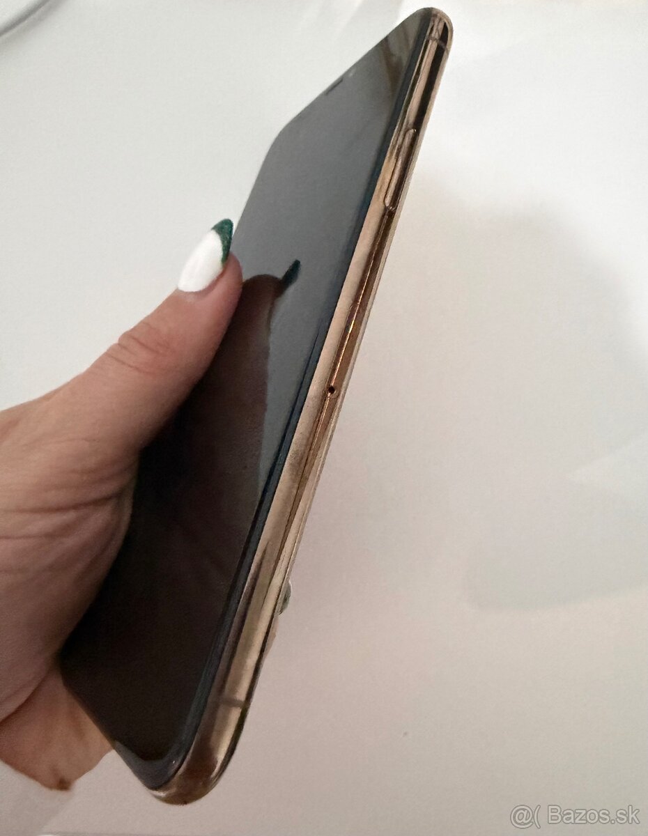 iPhone 11 pro gold - 6