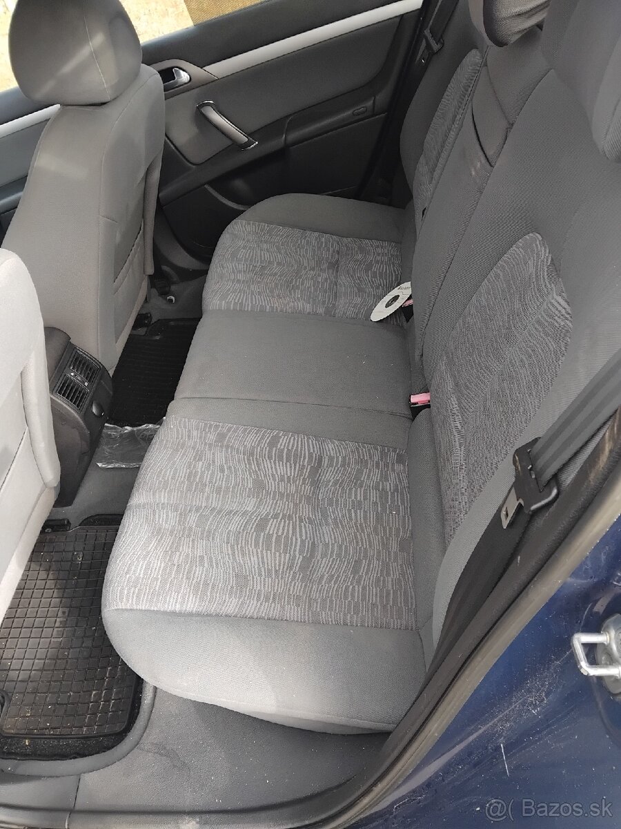 Peugeot 407 1.6hdi 80kw - 6