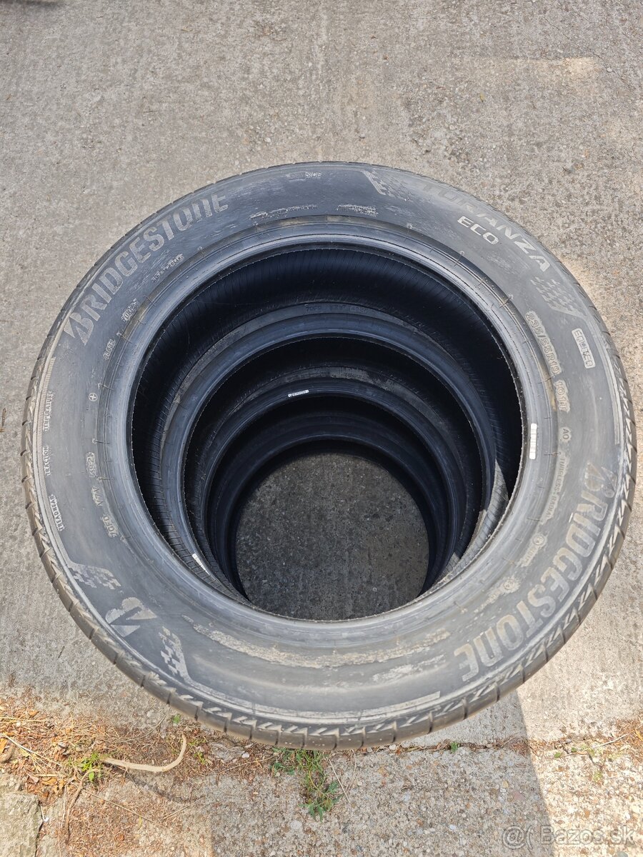 4x Letne 235/55 R19 - 6