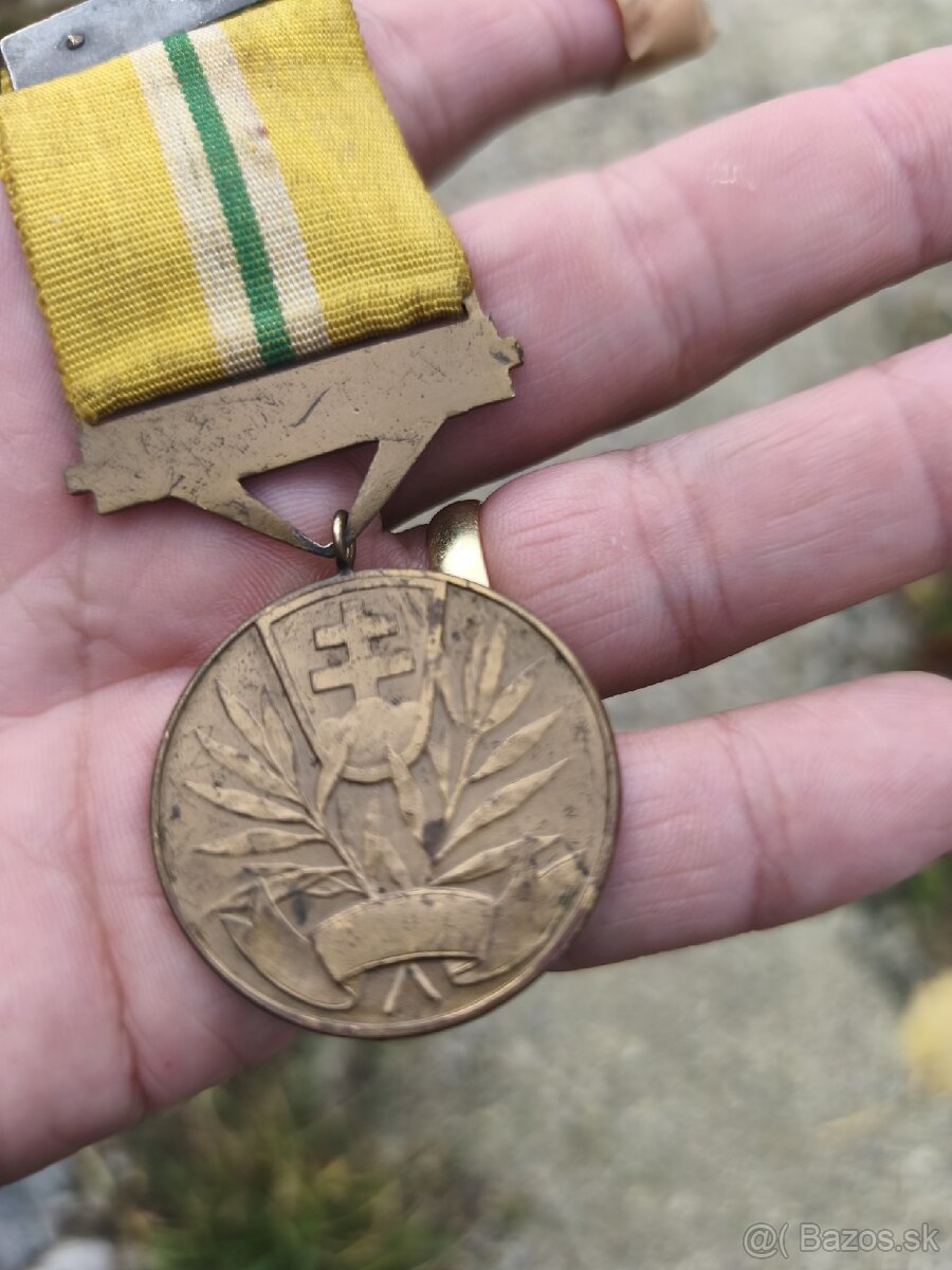 Vyznamenanie Slovenský Štát. Za zásluhy. - 6