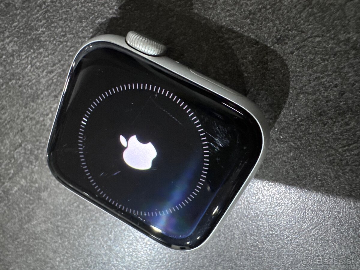 Apple Watch SE 40 - 6