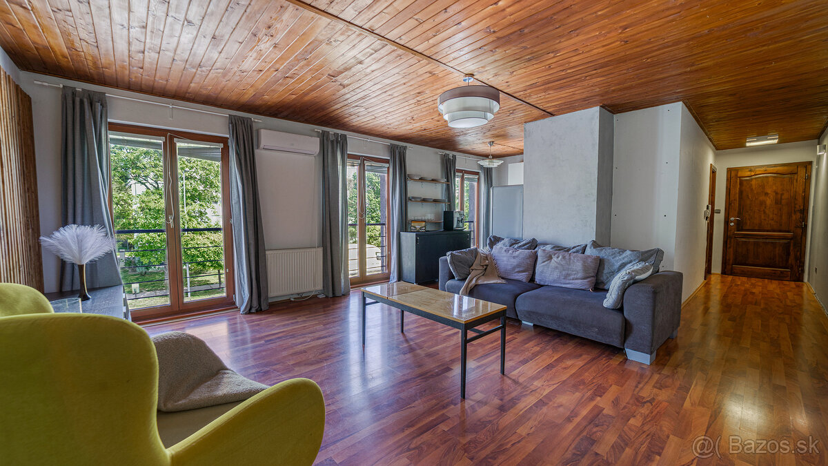 Trojpodlažná polyfunkčná budova v úplnom centre Šamorína na - 6