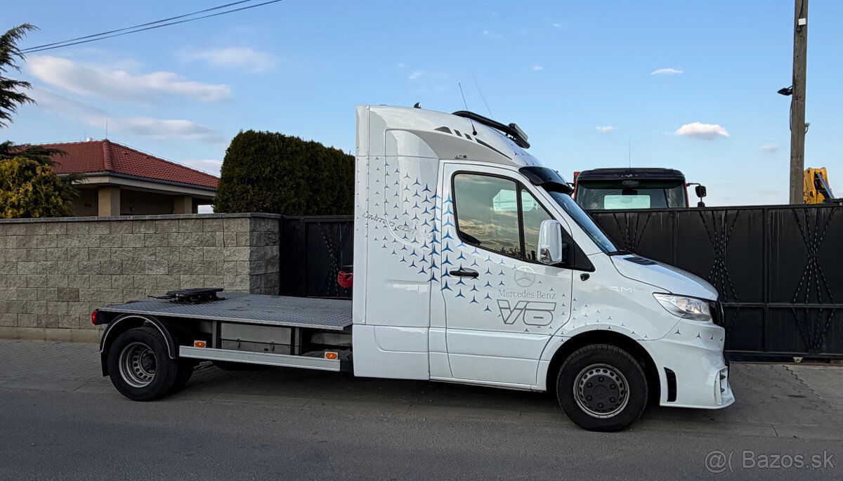 Mercedes-Benz Sprinter 519 - mini ťahač so spaním - 6