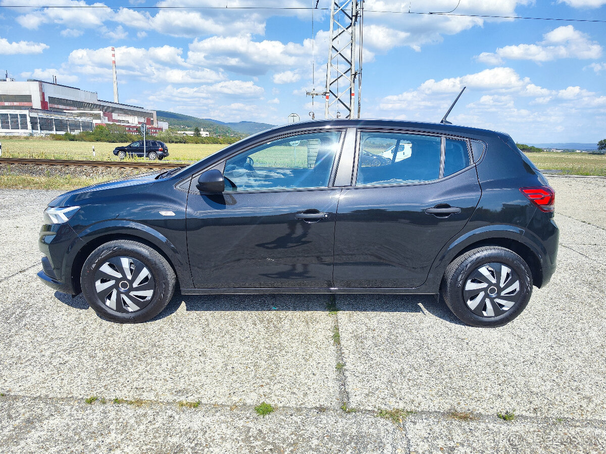 Dacia Sandero 1.0 - 6