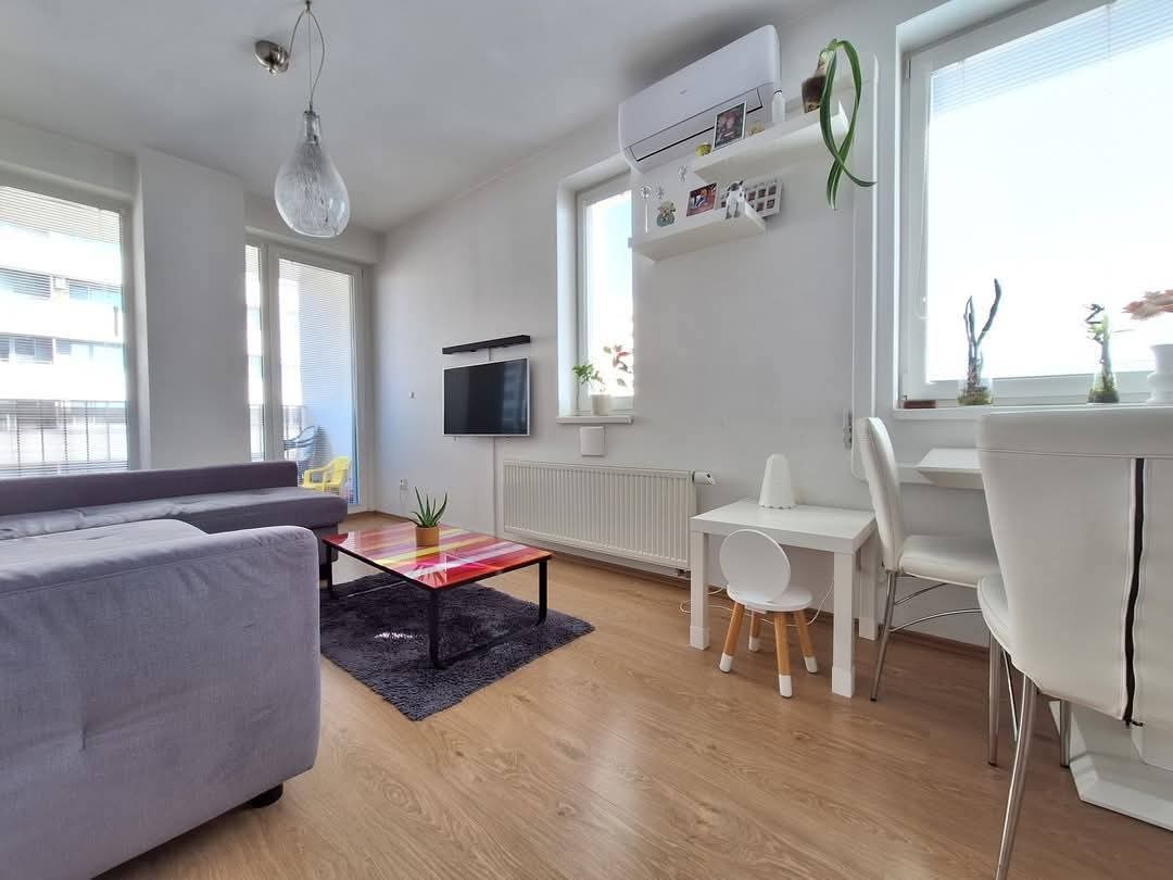 Prenájom 3izb.s balkónom novostavba Kazanská - 6