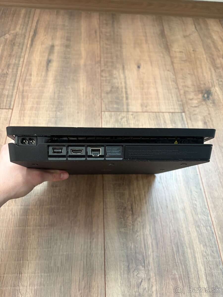 Predám PS4 Slim 500GB - 6