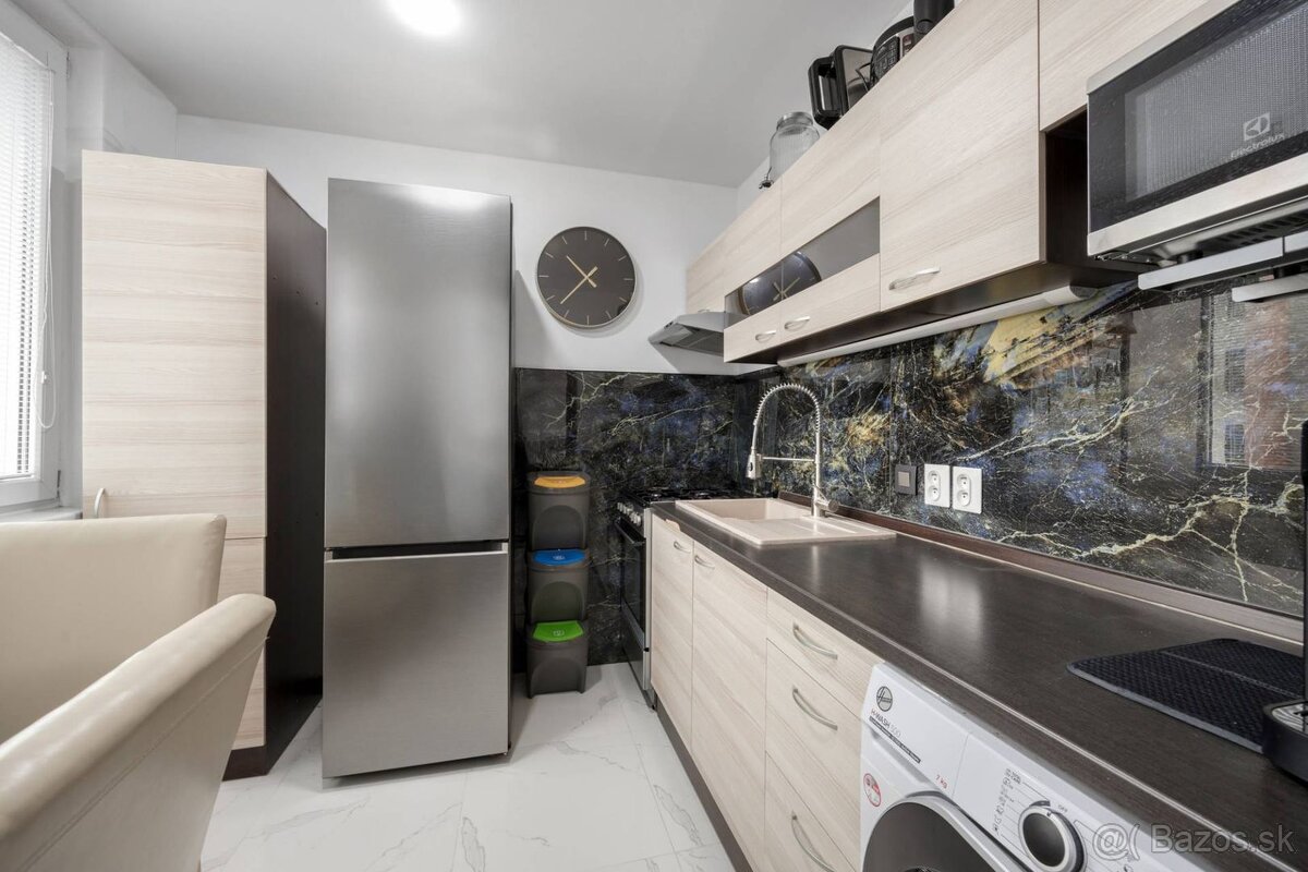 NA PRENÁJOM: Kompletne zariadený 1-izbový byt, Hodálova, BA - 6