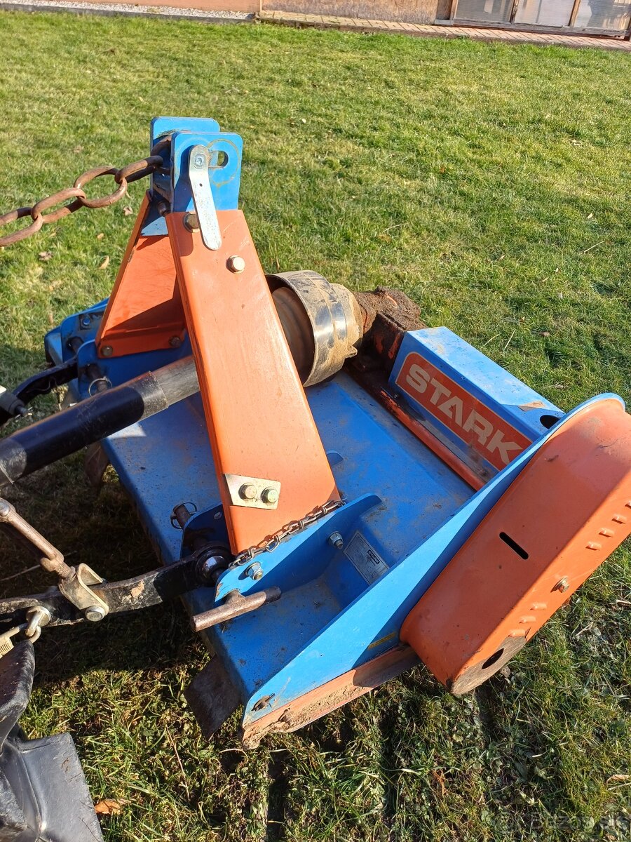 Predám malotraktor Kubota B7000 4wd - 6