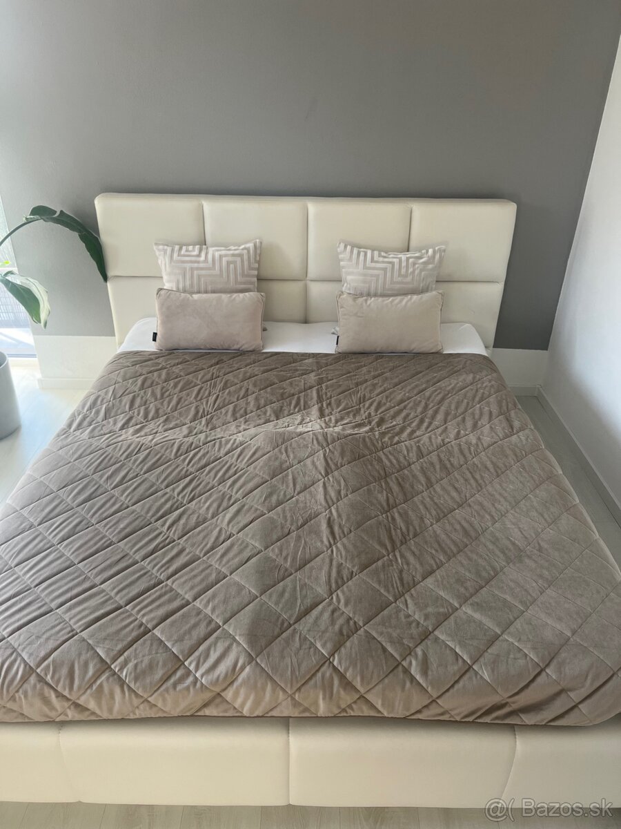 Manželská postel - 6