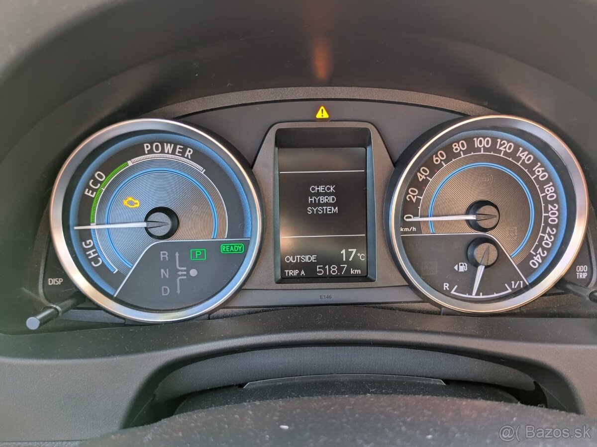 Toyota Auris TS 1.8 Hybrid - 6