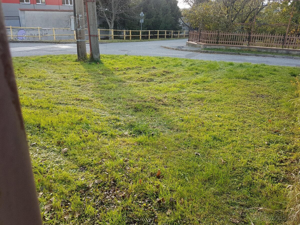 Predam garaz s pozemkom - 6