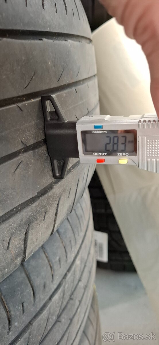 Letné pneumatiky 235/55 R20 - 6