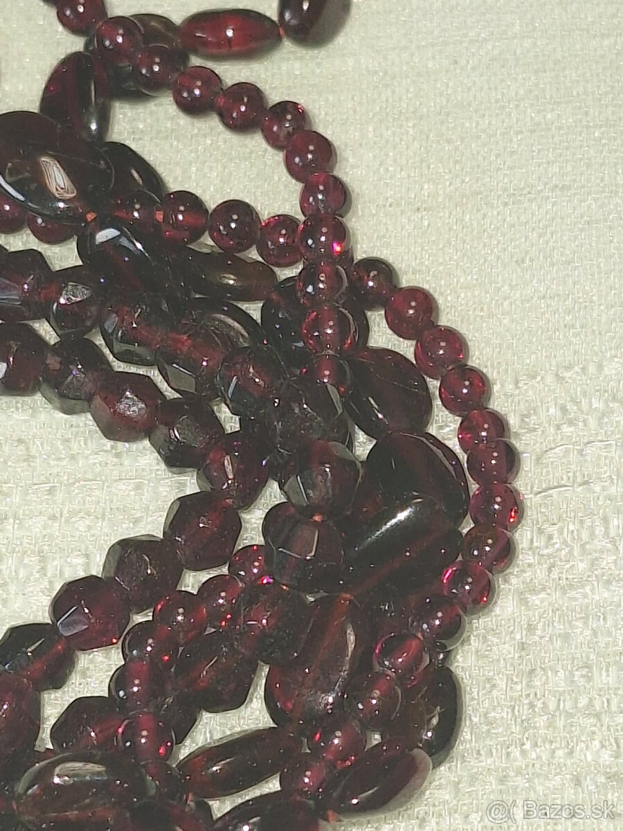 GRANÁTOVÝ NÁHRDELNÍK - 6