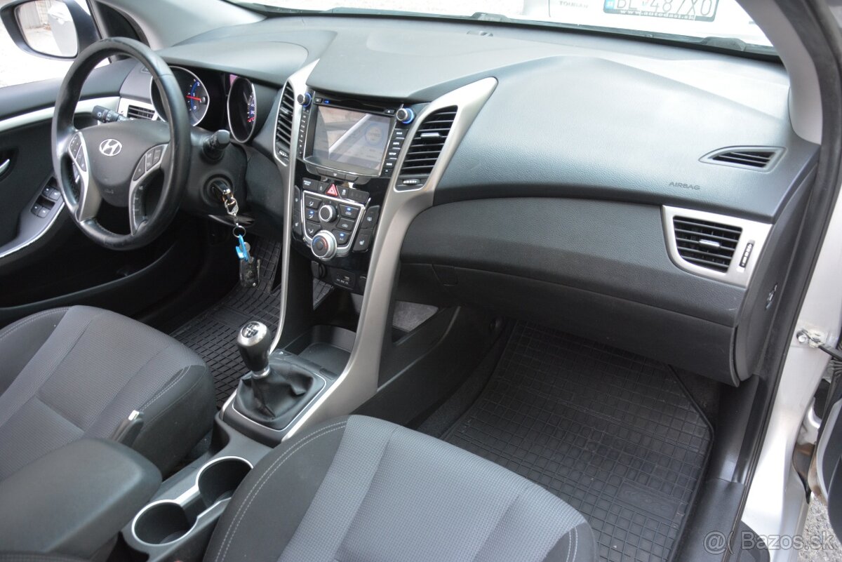 Hyundai i30 CW 2016 1.60 - 6