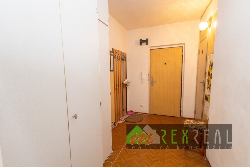 Predaj 2 izbového bytu s balkónom, Veľký Krtíš. - 6