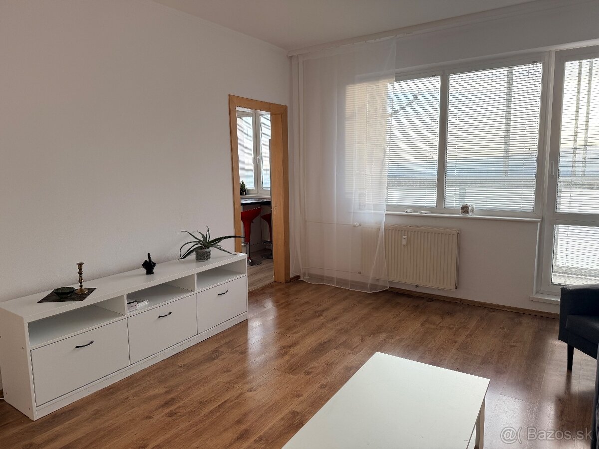 1-izbový byt na prenájom - 6