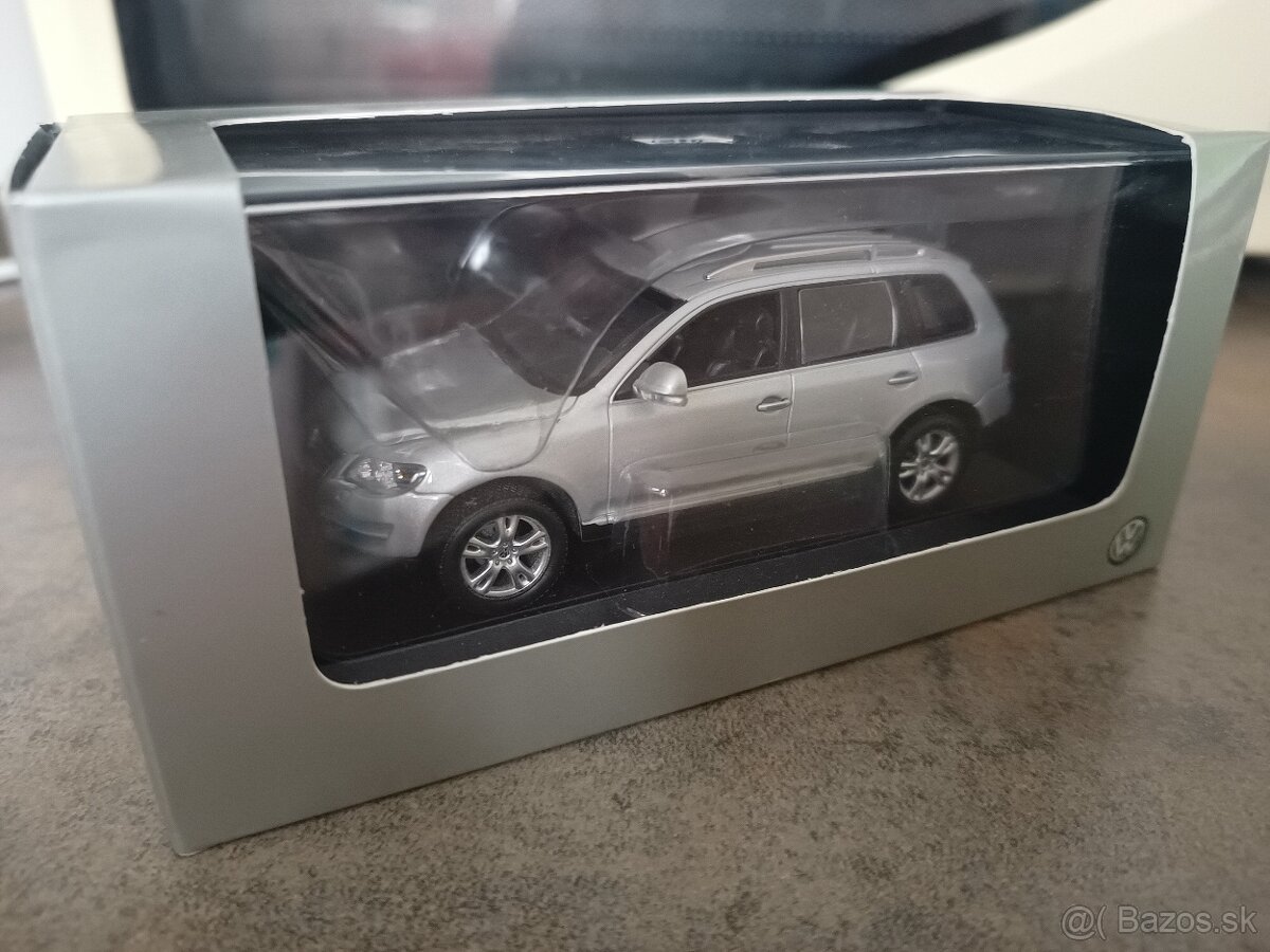 1:43 VW Touareg Minichamps - 6