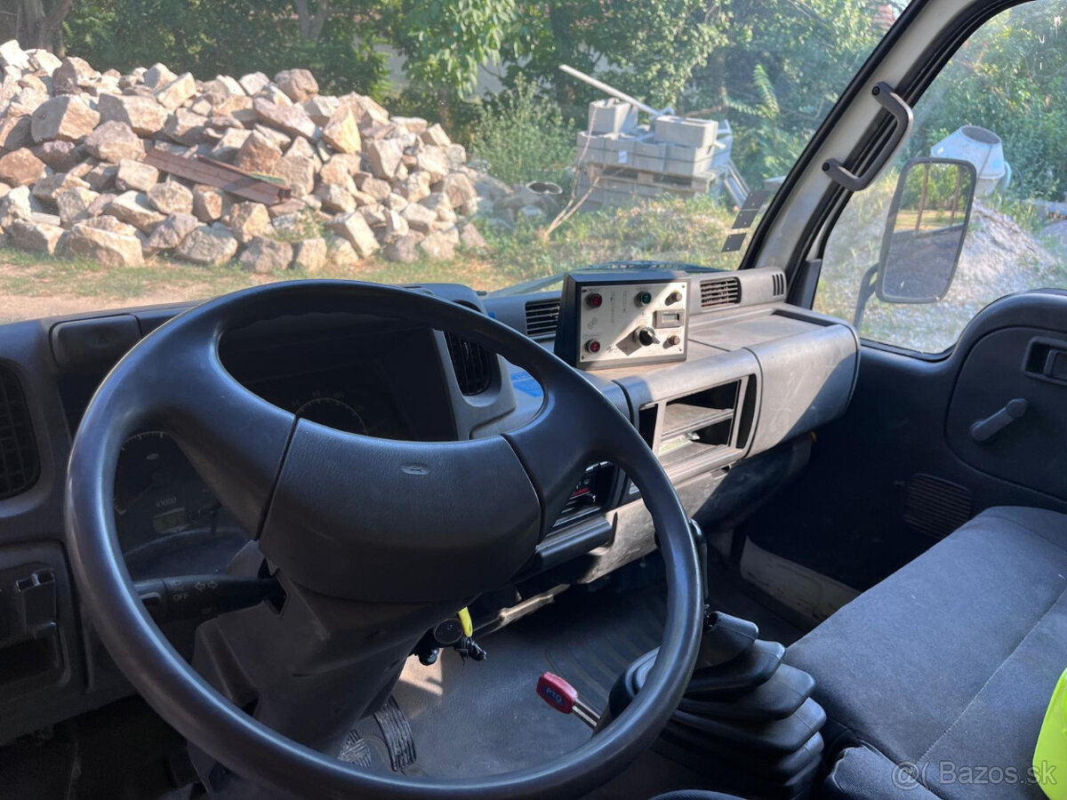 Pracovná plošina Nissan Cabstar - 6