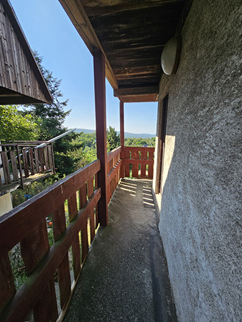 Záhrada so záhradnou chatou pri Bratislave - 6