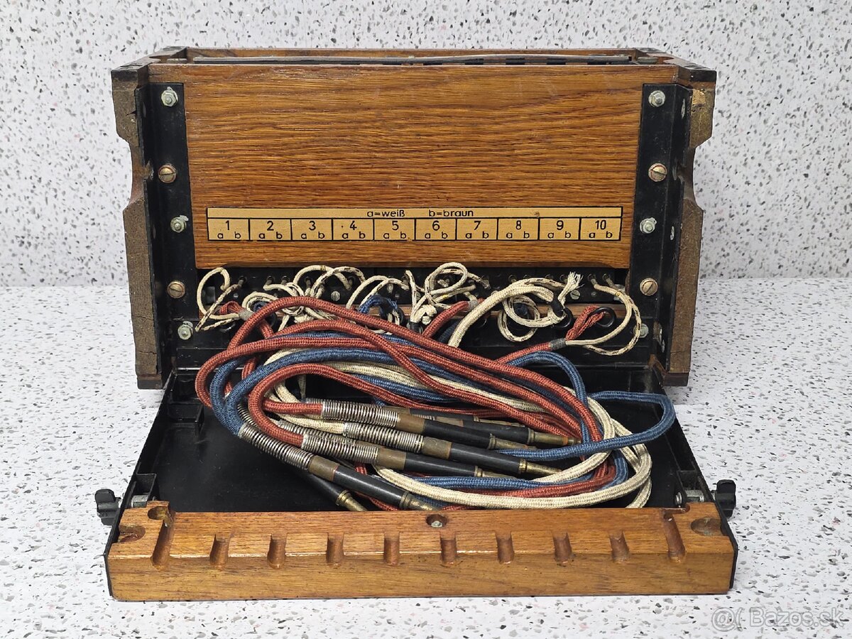 polní telefonní 》Klappenschrank 10 OB 52 + Amtszusatz OB 52 - 6