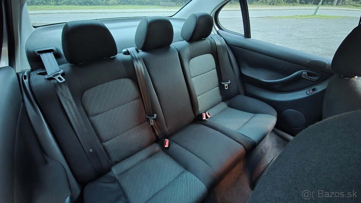 Seat Toledo II - 1,6, 77 kw, benzín, r. v. 2003 - 6