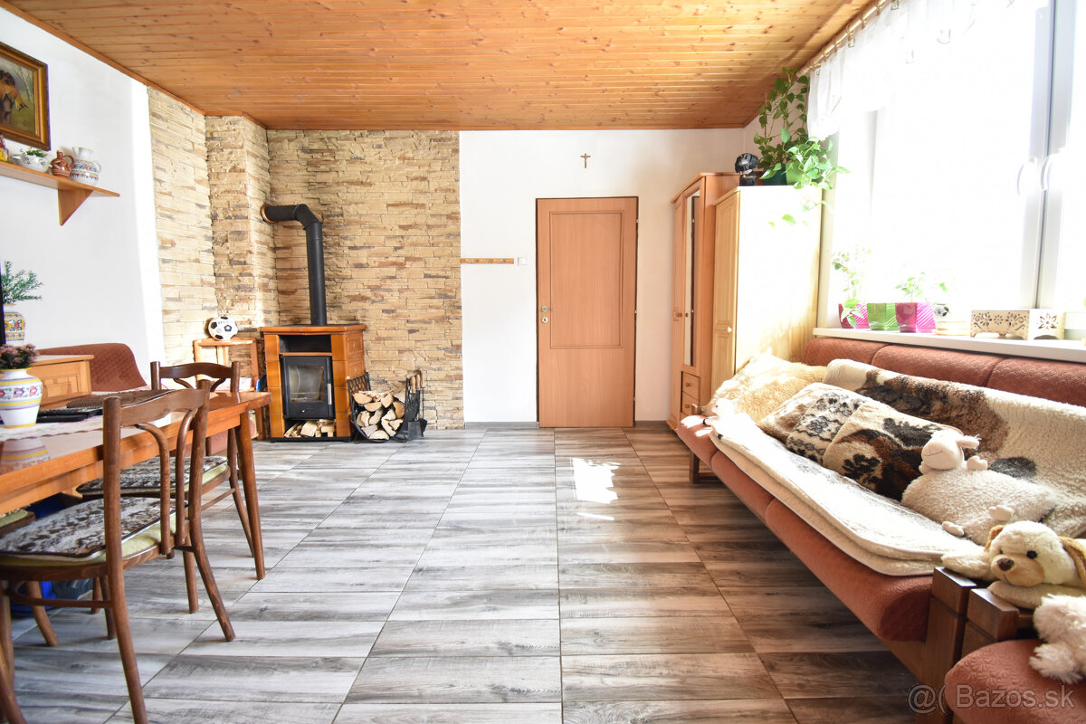 Na predaj rodinný dom s garážou, 1697 m², Strečno, Žilina - 6