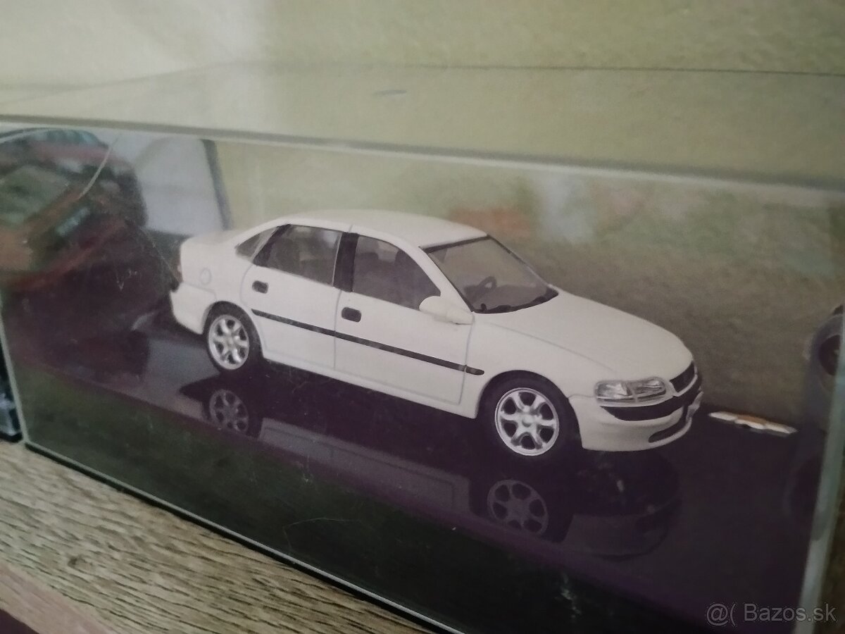 Modely áut 1:43 - 6