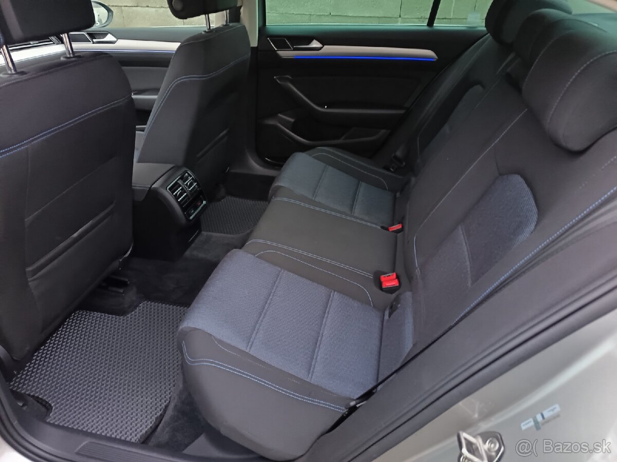 Predám Passat B8 GTE Hybrid r.v. 2017 - 6