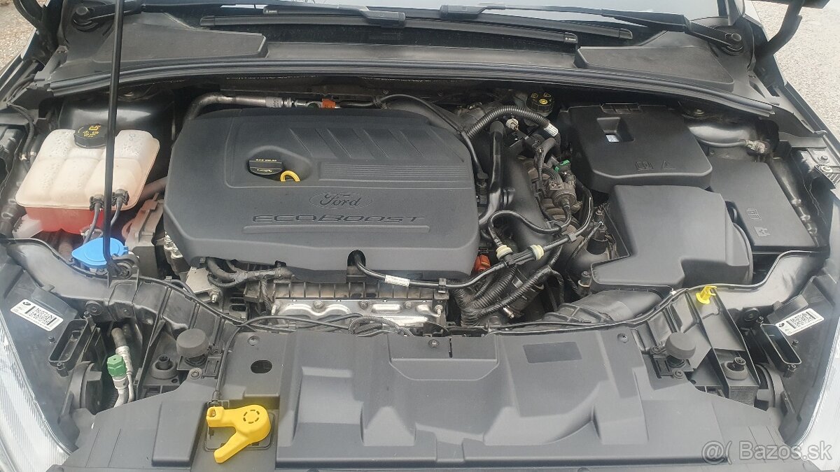 Ford Focus Kombi ST line 1.5 EcoBoost - 6