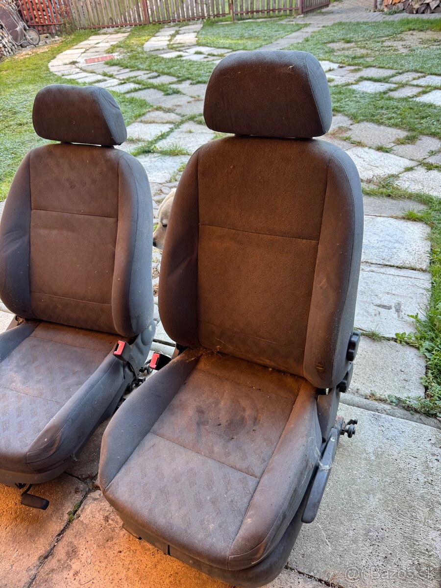 Predám predné sedačky na octavia 1 - 6