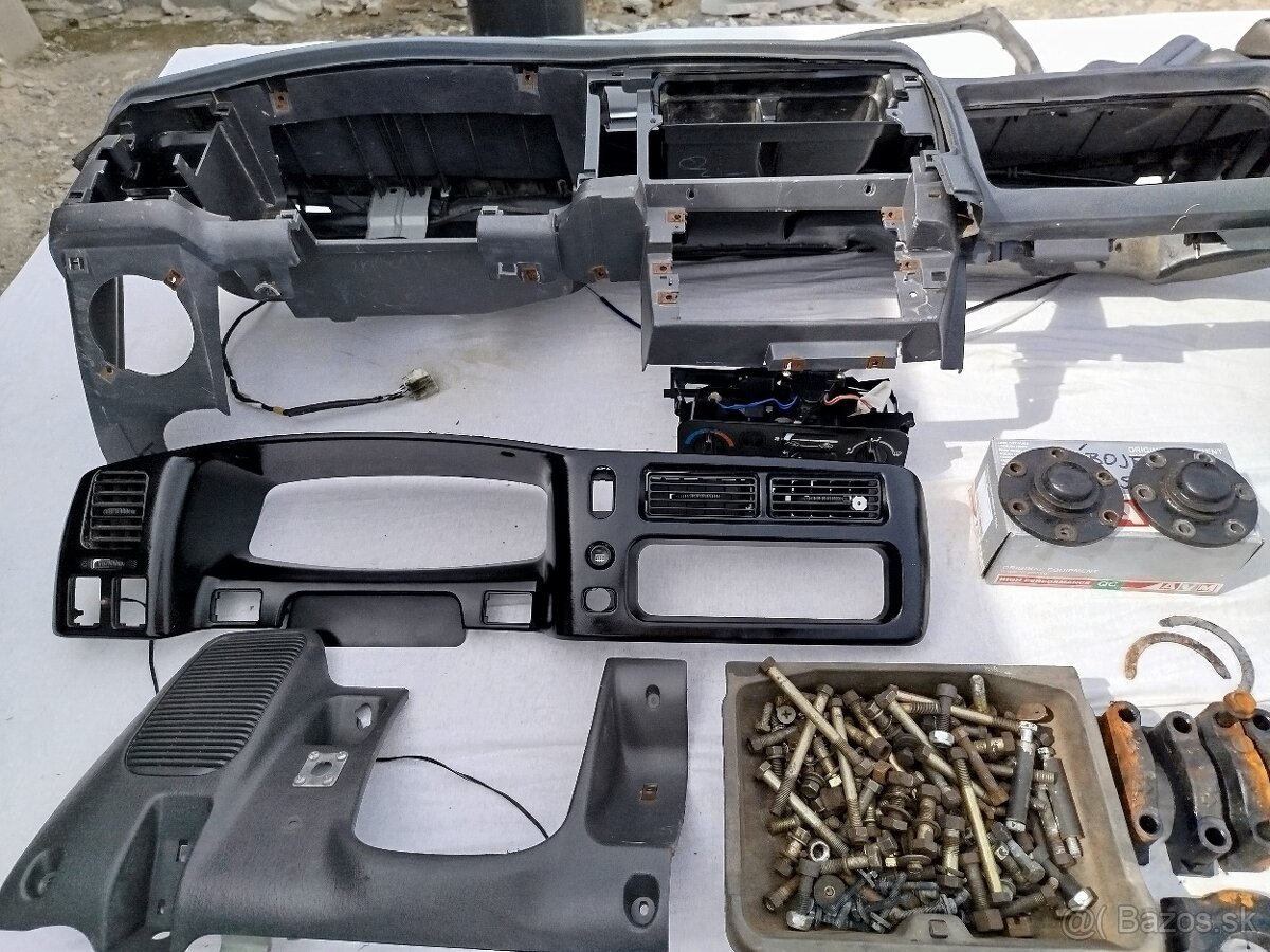 ND L200 vnútorné zrkadlo,slnečné clony - 6