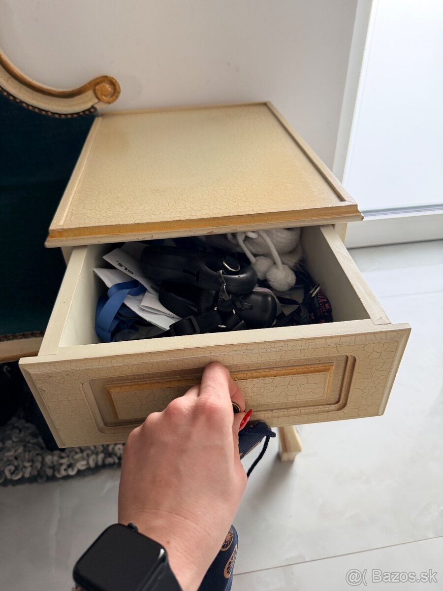 Lavica na chodbu - 6