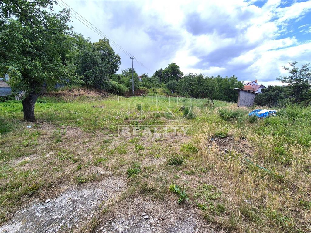 Na predaj rodinný dom v Obyciach, pozemok 1550 m2 - 6