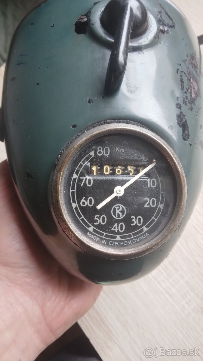 Predám kompletný svetlomet na motocykel ČZ 150C - 6