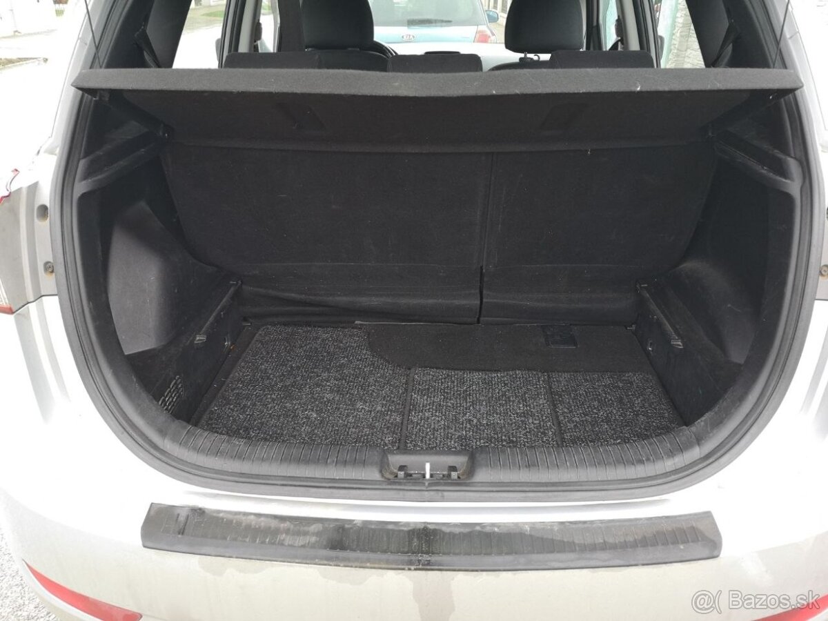 Hyundai ix20, benzín, 66kW, MT5 - 6