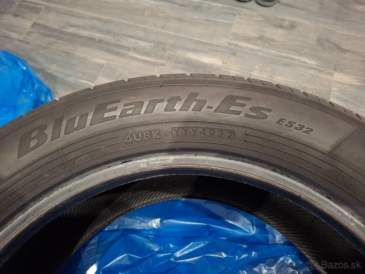 Yokohama 205/55 R16 - 6