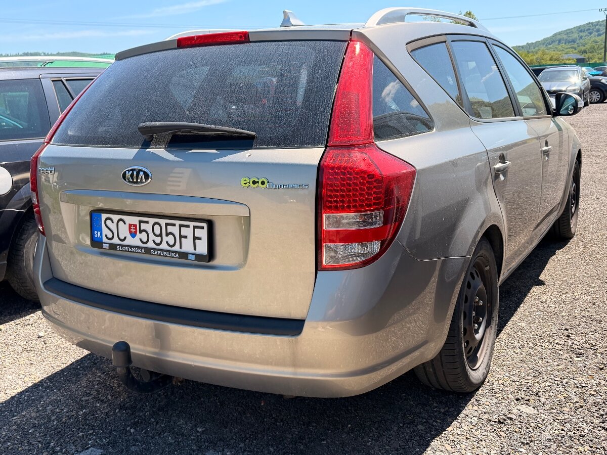 Kia Ceed Sportwagon 1.6 Crdi 6-manual - 6