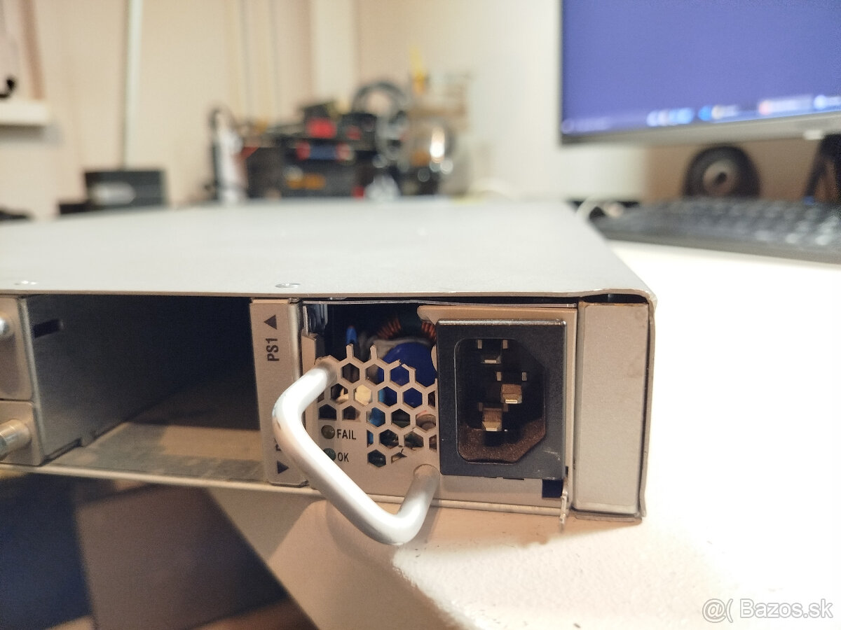 Cisco Nexus 5548UP + L3 Modul | 32x SFP+ - 6