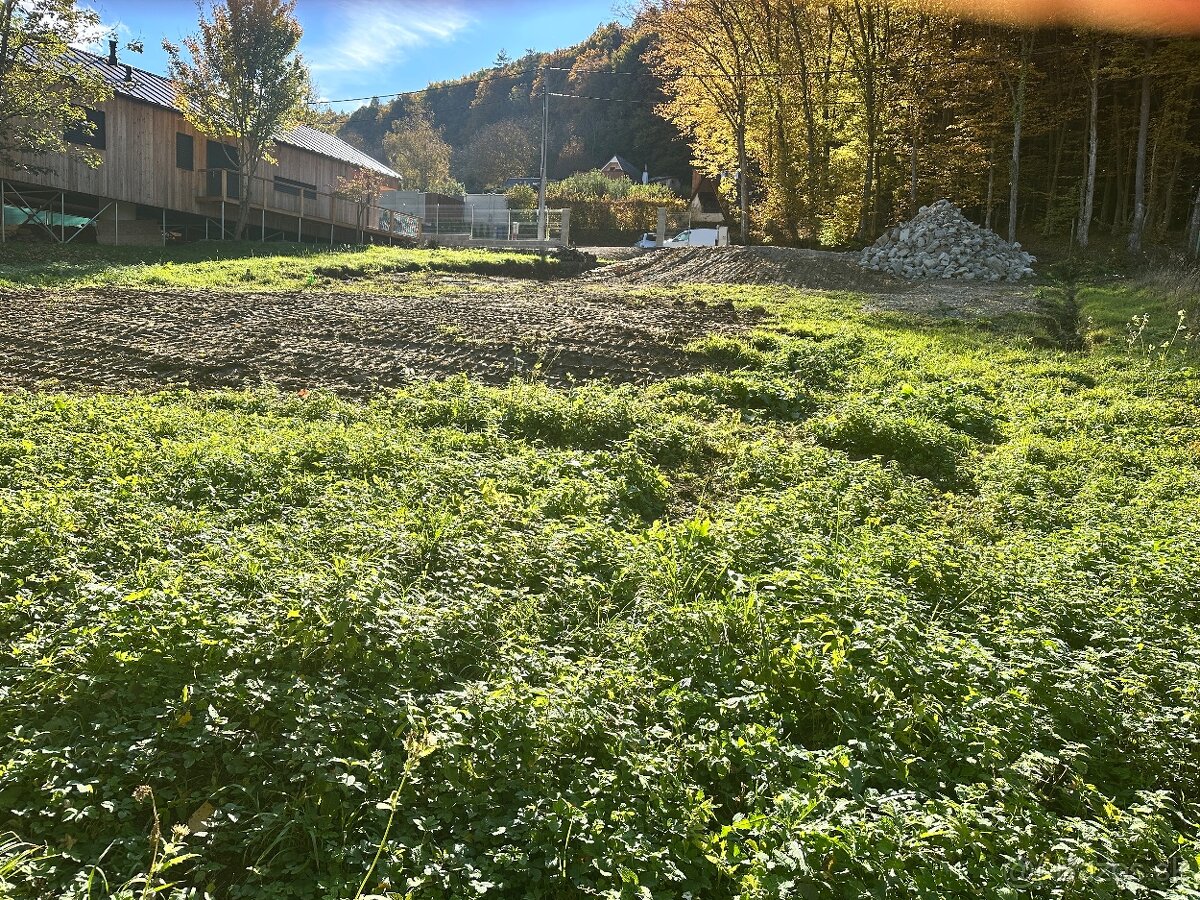 Rekreačný stavebný pozemok v Iliavčanskej doline - 6