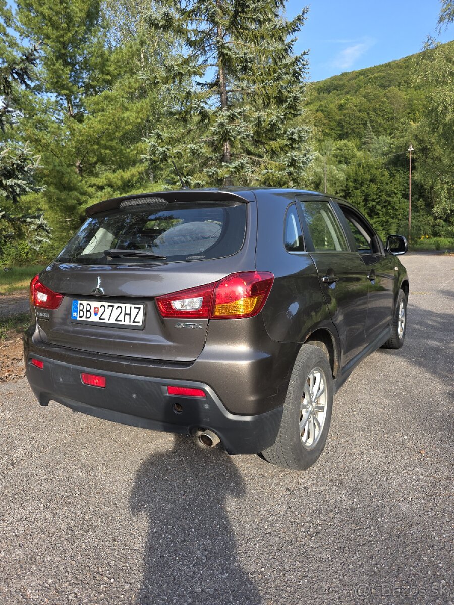 MITSUBISHI ASX - 6