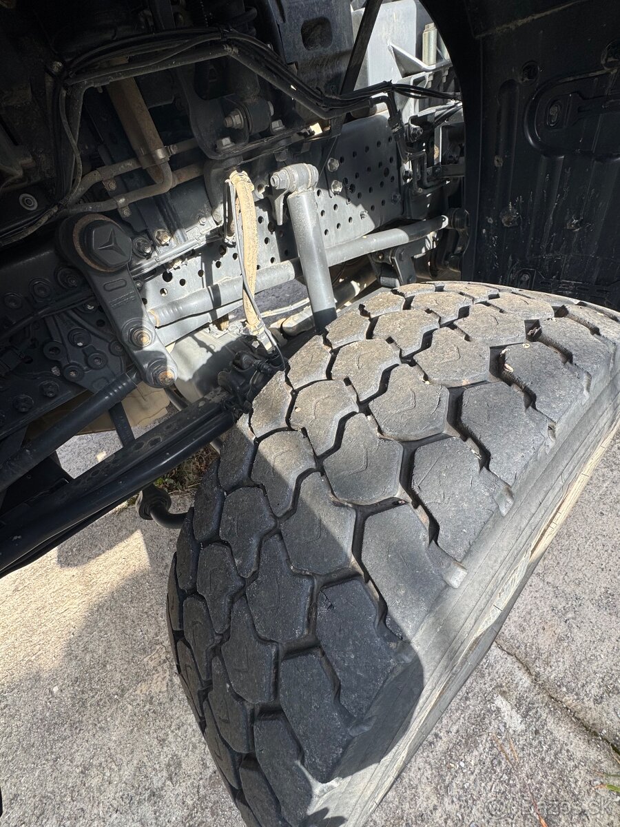 Mercedes Arocs 8x6 - 6