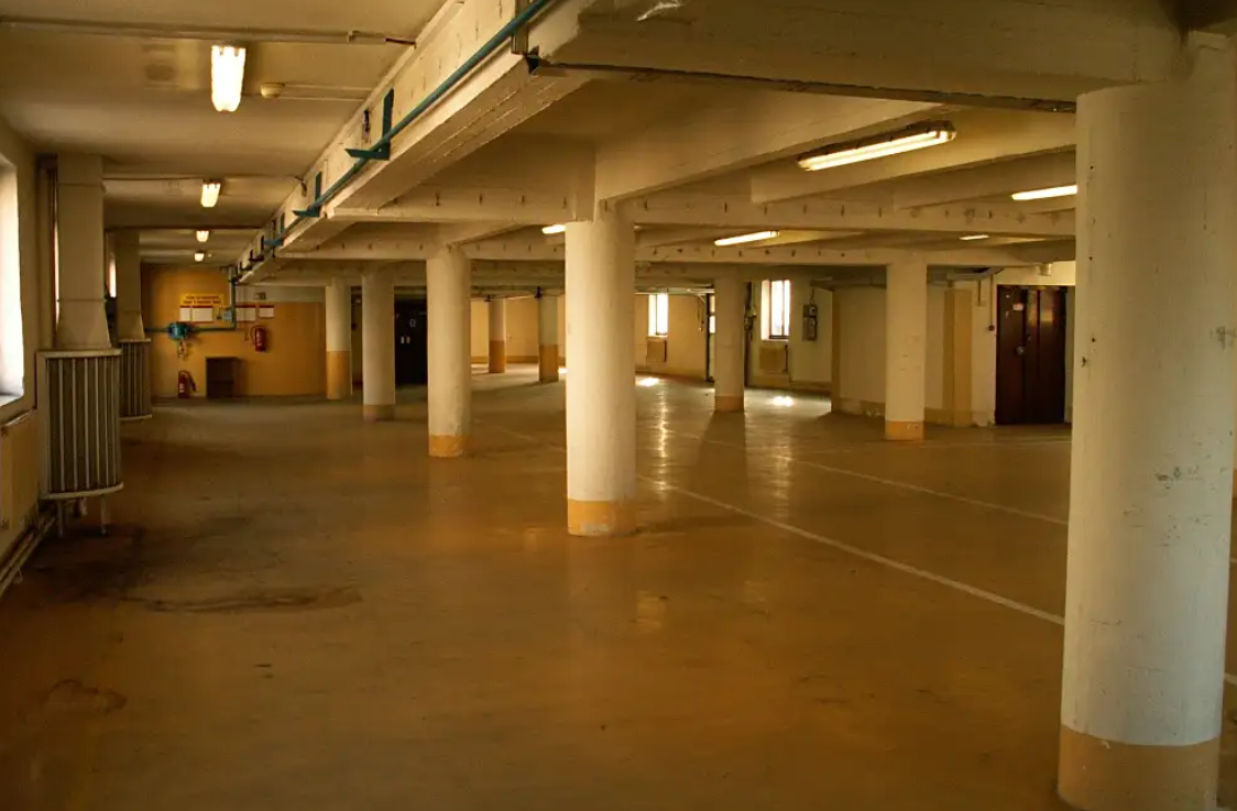 Prenájom skladovej a výrobnej  haly 2771 m2 Hodonín - 6