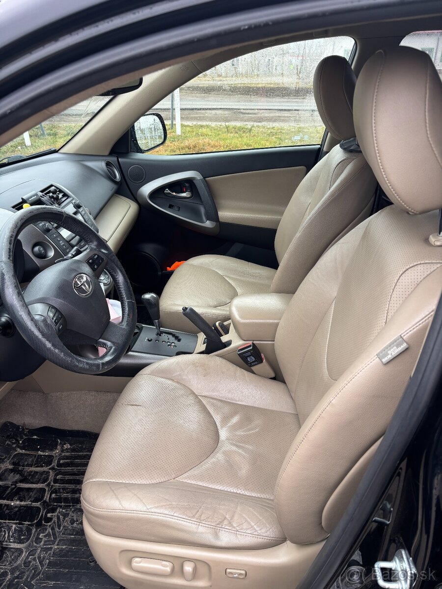 Toyota RAV4, 2009, 4x4 benzín automat - 6