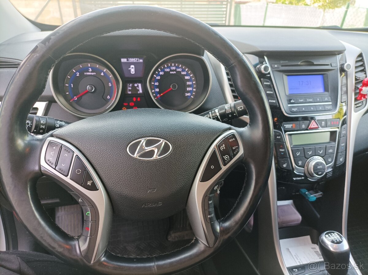 Hyundai i30 SW kombi - 6