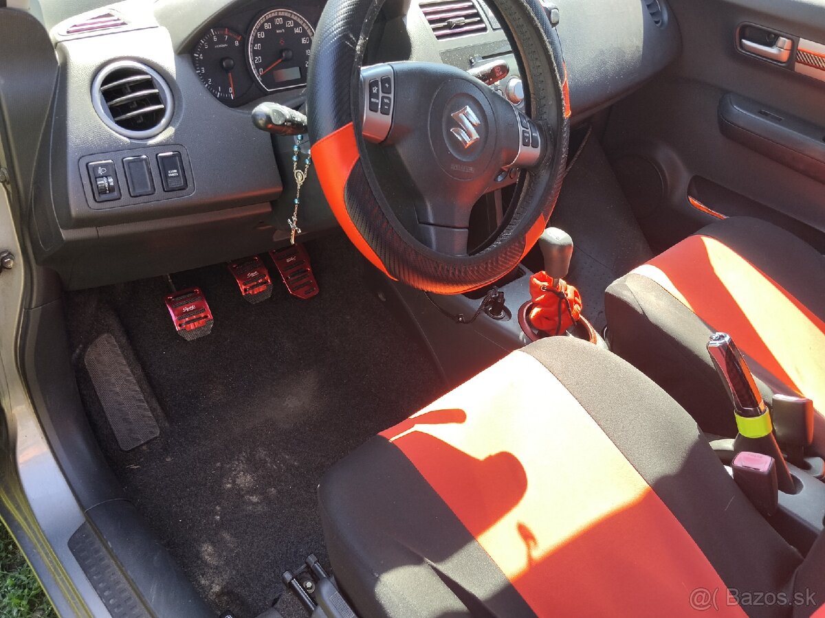 Suzuki Swift - 6