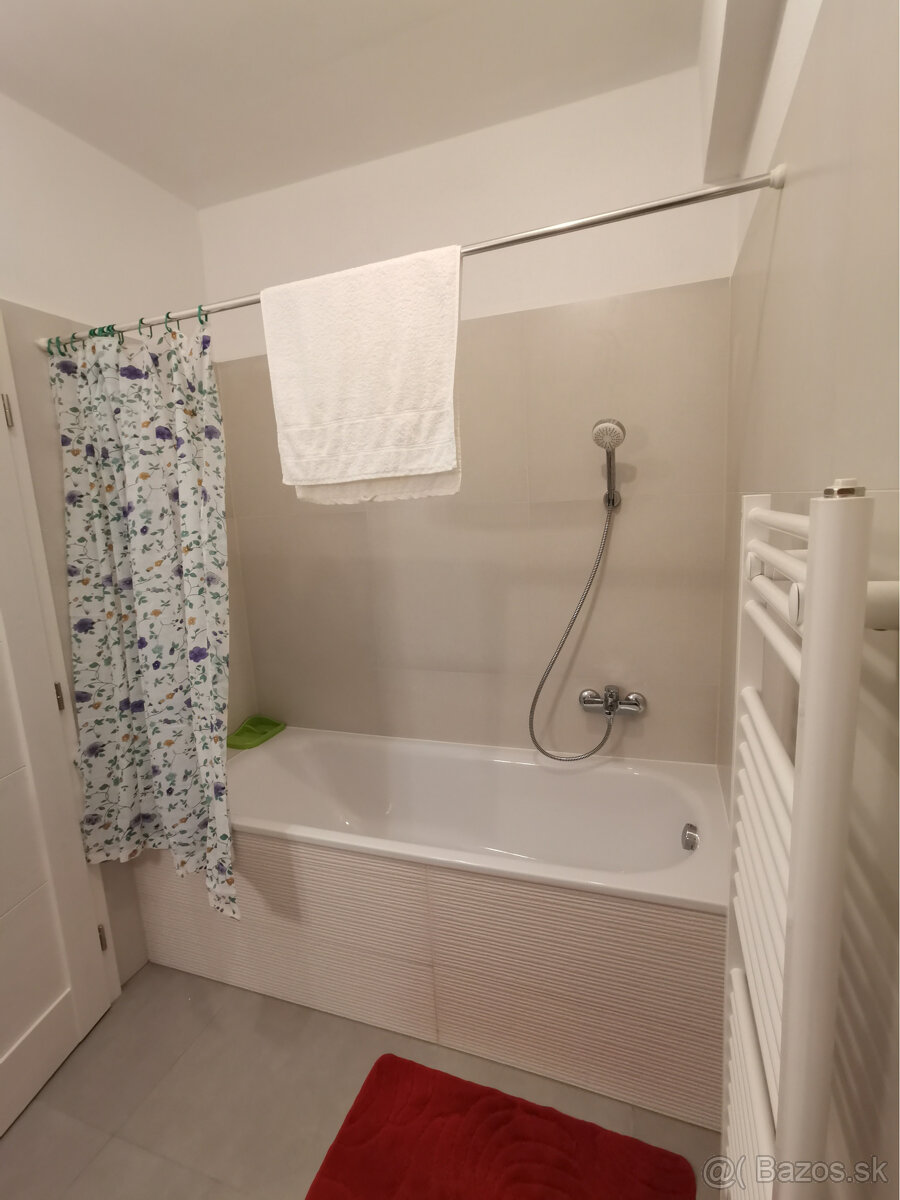 SENEC - NA PRENÁJOM - veľkometrážny 2 izbový byt s vlastným - 6