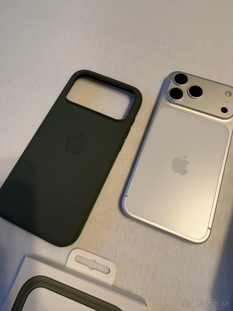 iPhone 17 Pro Max 256gb Silver - 6