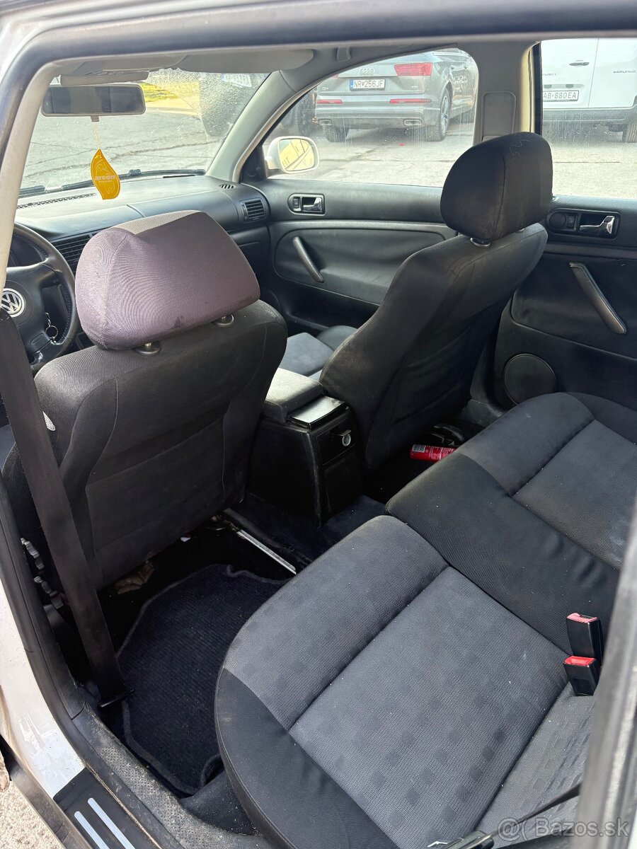 Volkswagen Passat 1.9tdi - 6